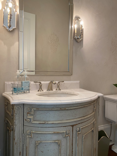 Lakeside Luxury Living transitional-bathroom