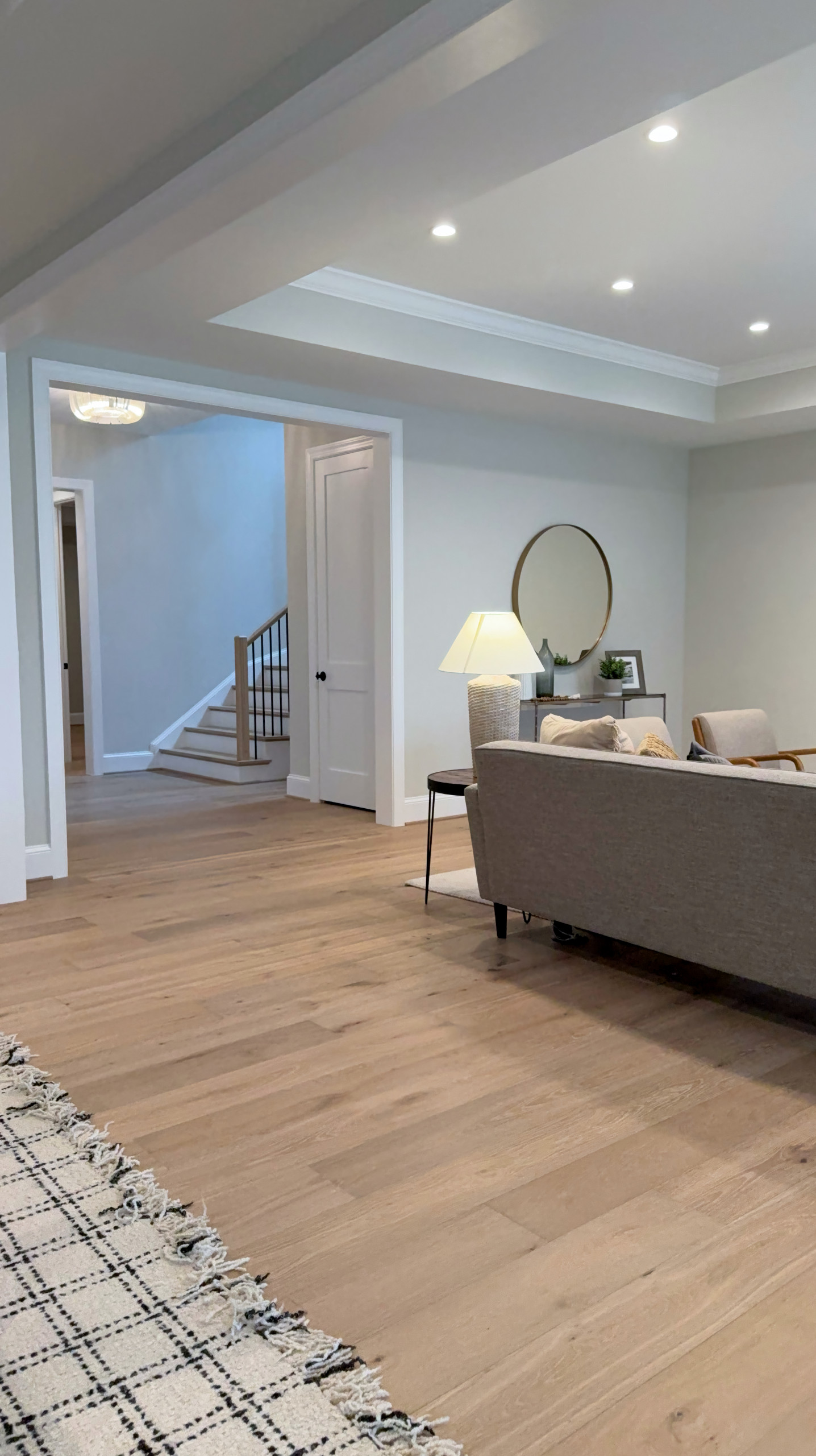 Project #150 | Contemporary White Oak Curve