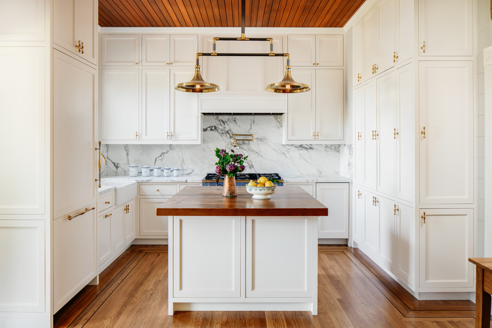 Inspiration for a mid-sized transitional kitchen in San Francisco.