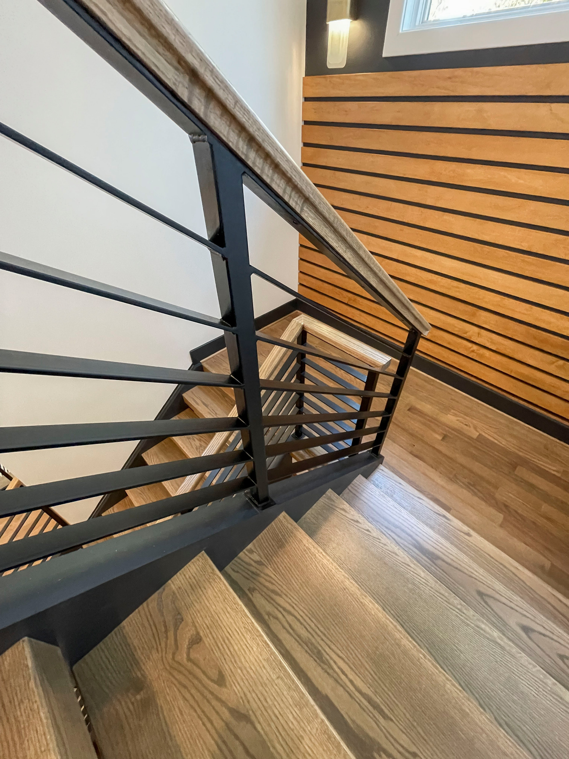 113_Floating Straight- Stringers with No Risers in Contemporary Home, Bethesda M