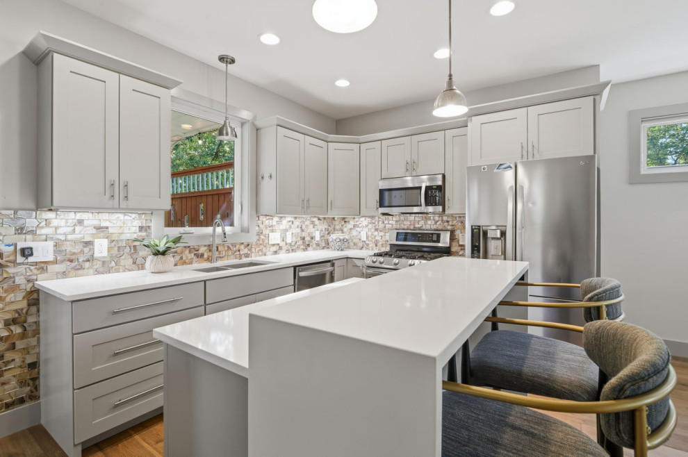 84 Middlemont