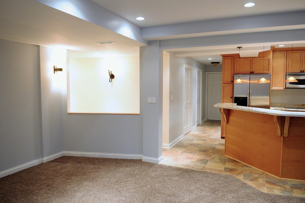 Transitional kitchen photo in Chicago