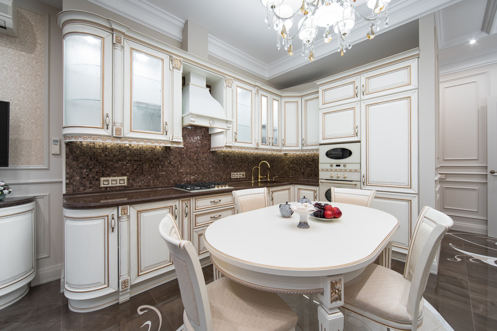 Квартира в классическом стиле на улице Рубинштейна