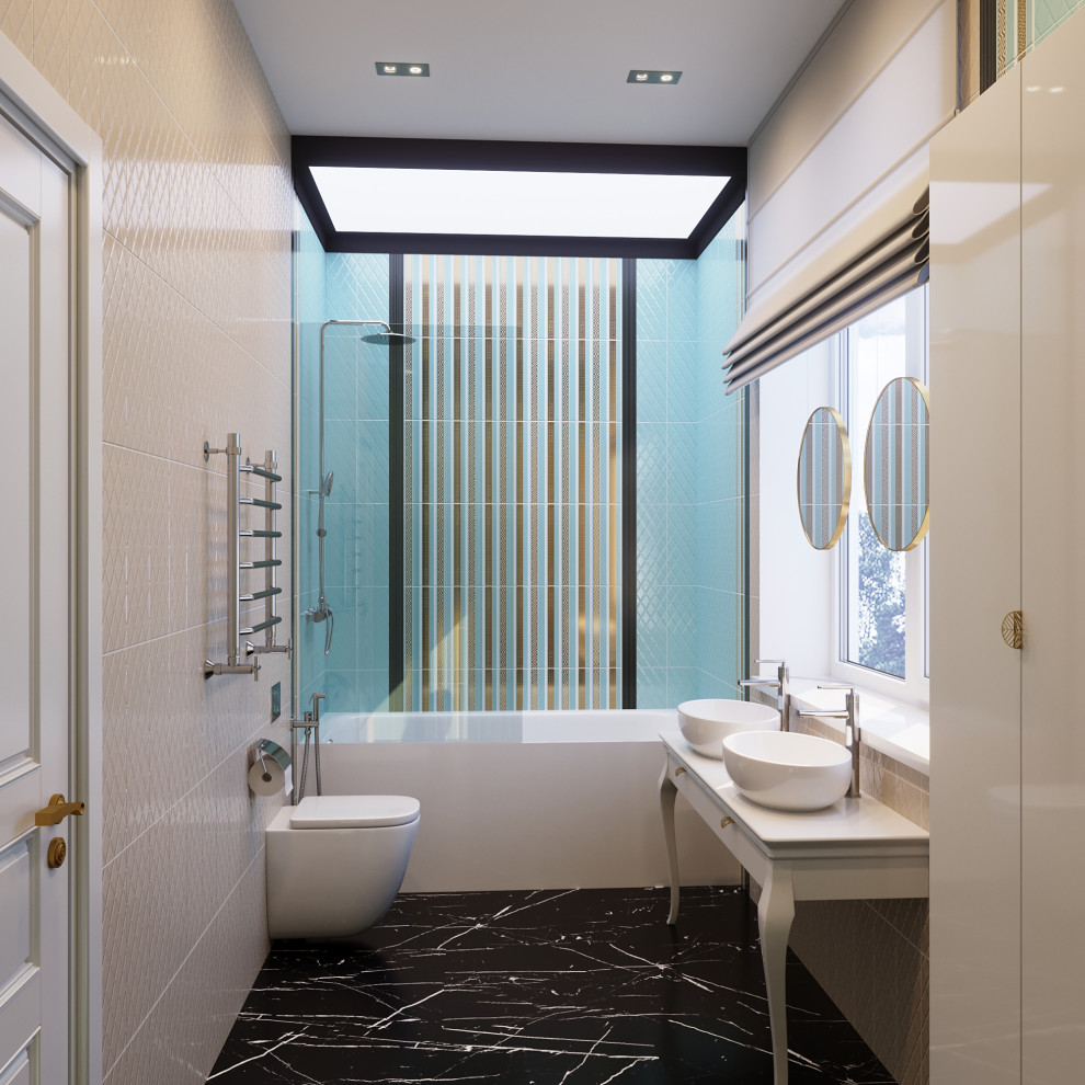 У берегов лазурных