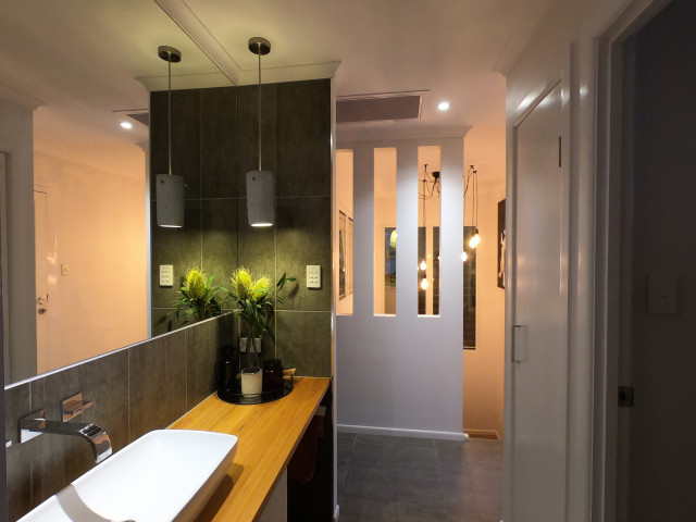Jindalee Renovation modern-cloakroom