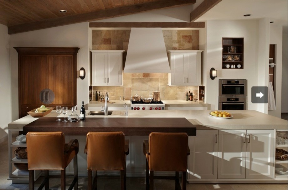 Inspiration for a transitional kitchen remodel in Orlando