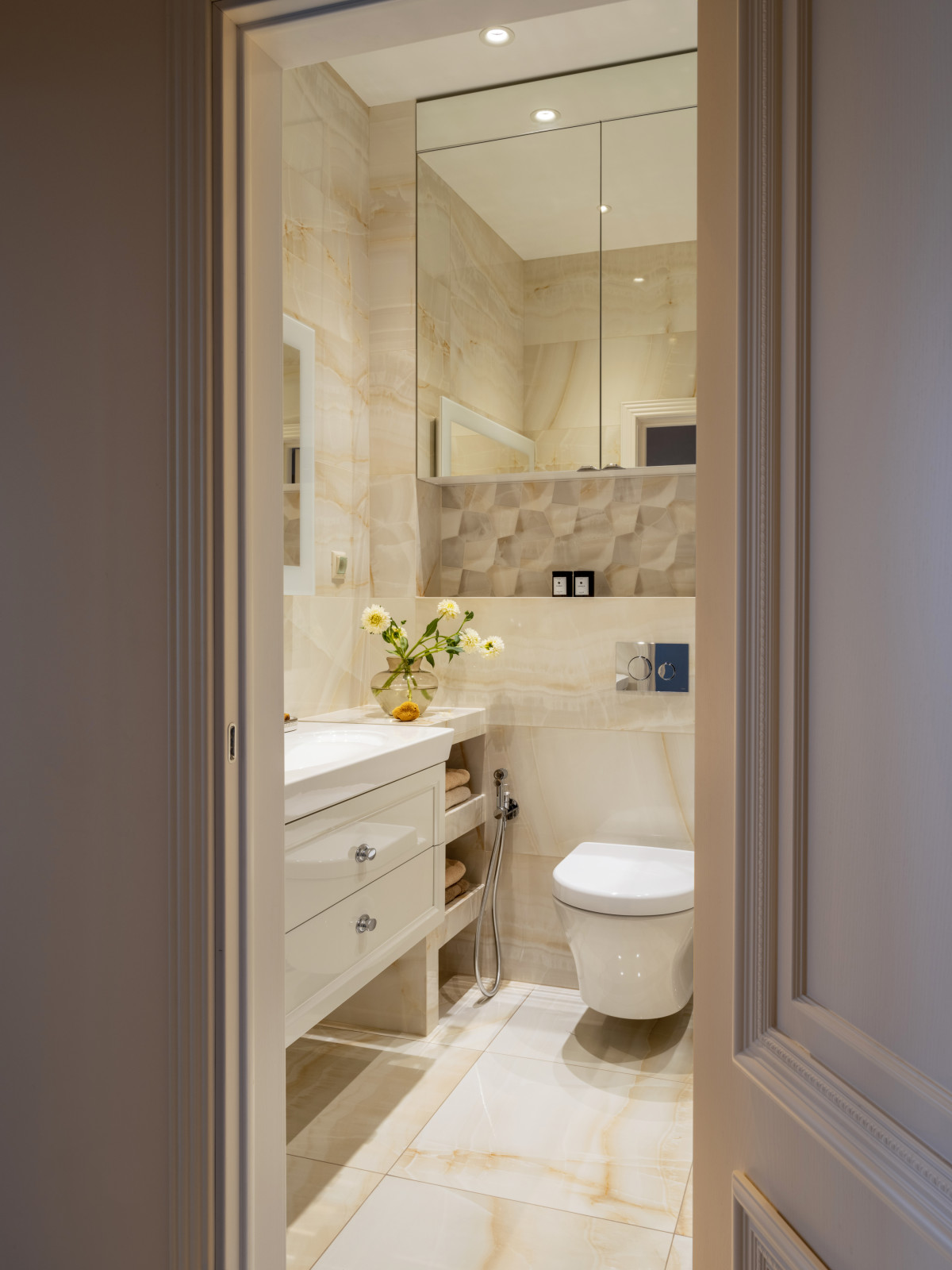 Роскошная квартира с видом на реку (реализация)