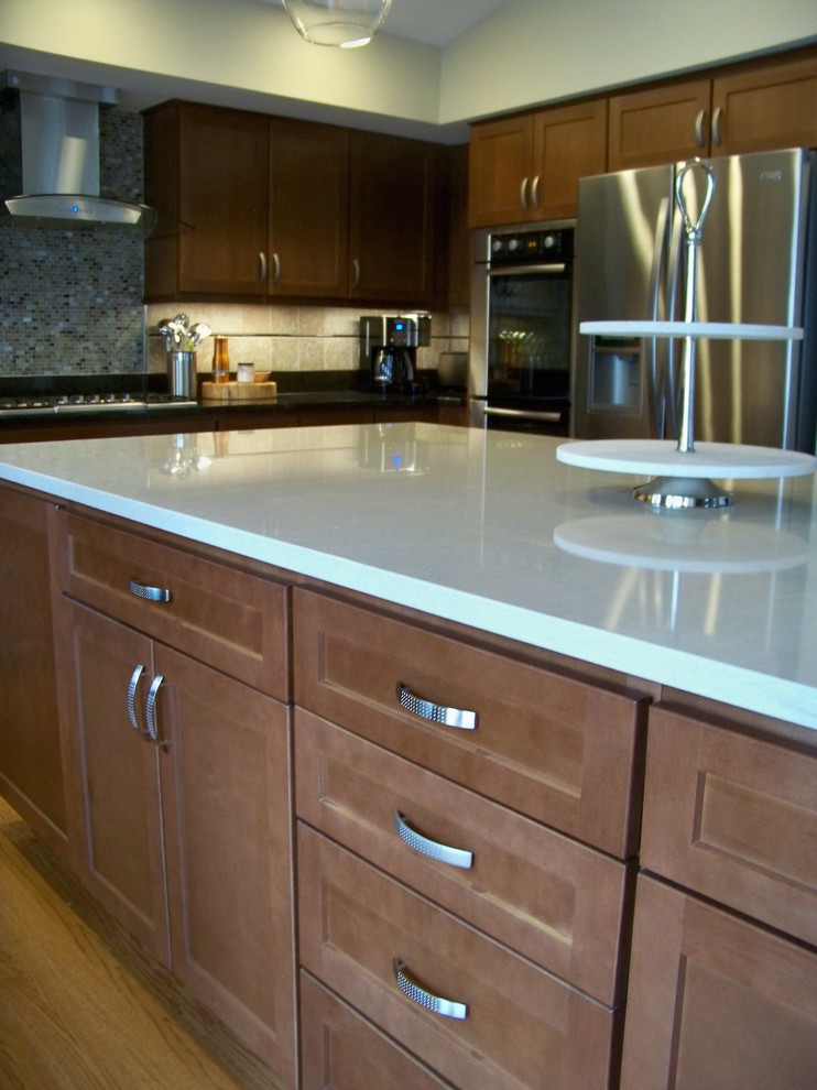 Inspiration for a transitional kitchen remodel in Chicago
