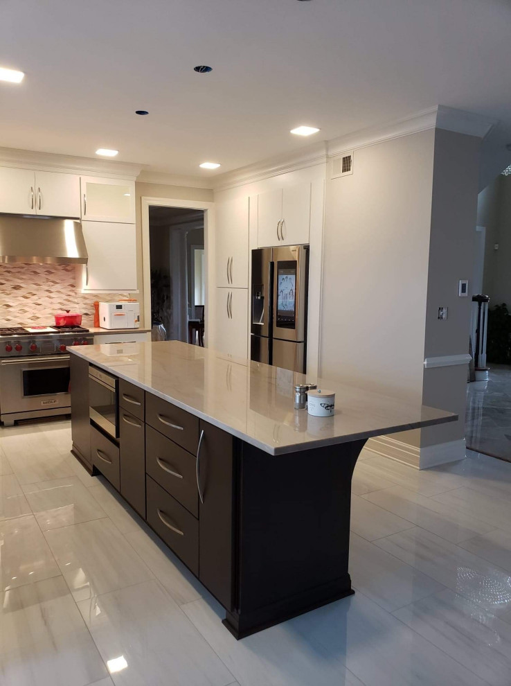 Sleek & Elegant Contemporary Kitchen