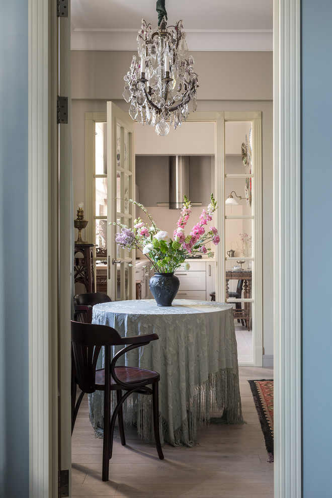 Квартира 80 м2 в старинном доме в центре Москвы