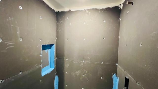 Before, during & after 3 piece washroom remdelling in Meadowvalle