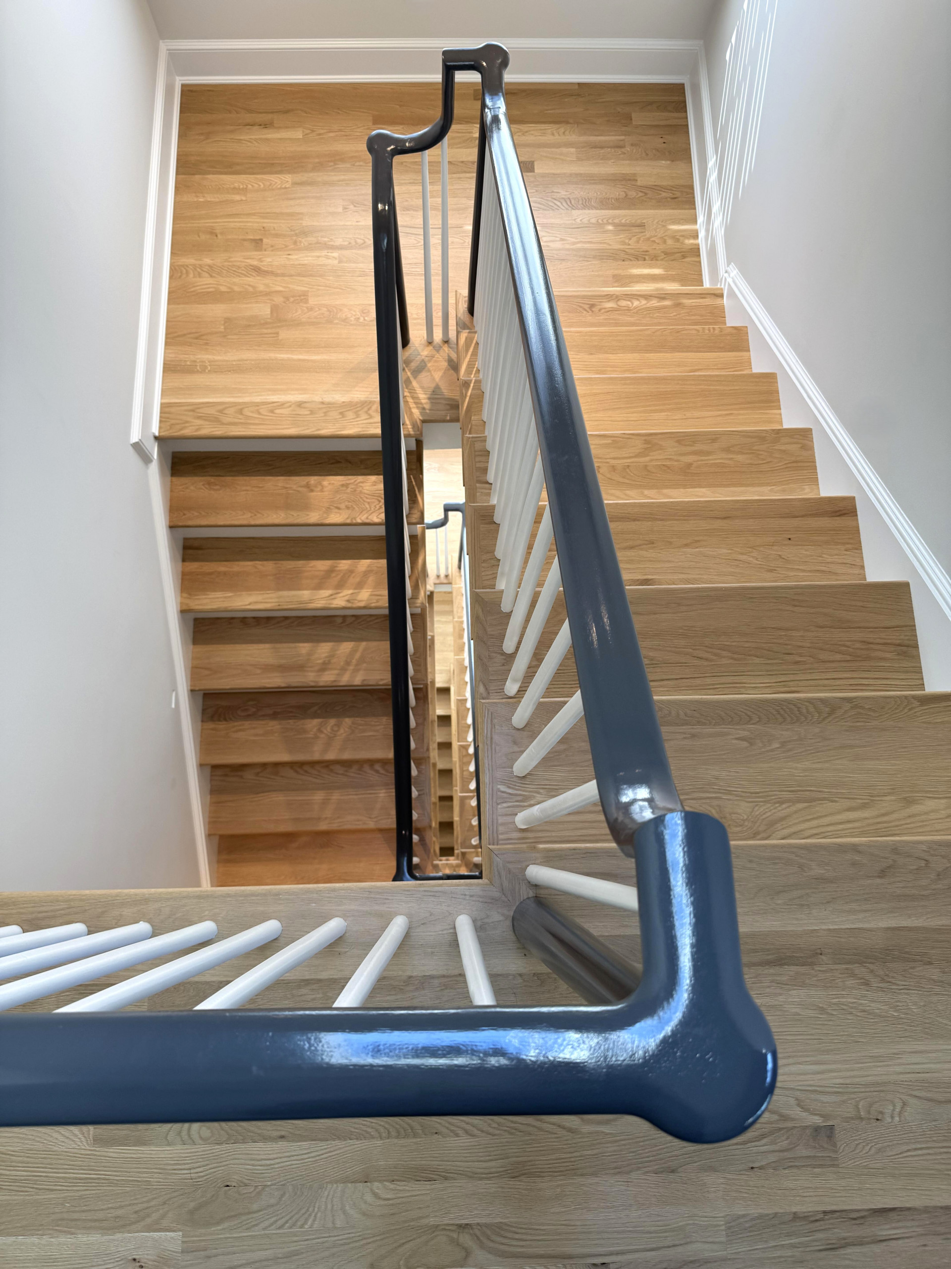 142_Airy Staircase with Over the Post Balustrade, Arlington, VA