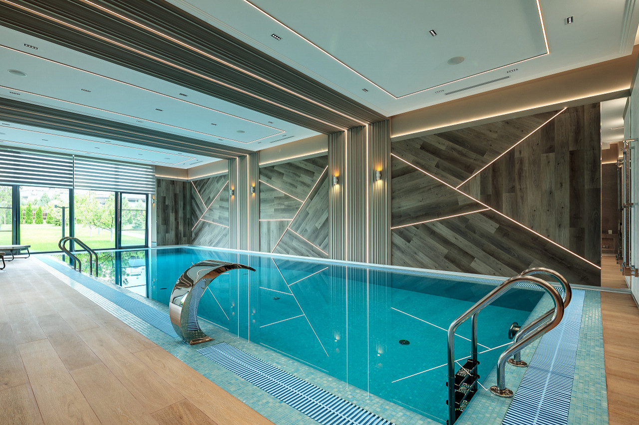 Дизайн комнаты с бассейном