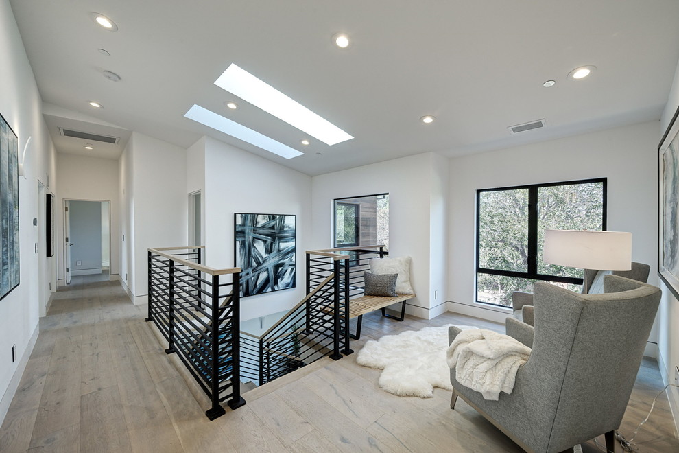 Modern Custom House - Menlo Park - Modern - Hall - San Francisco - by L ...
