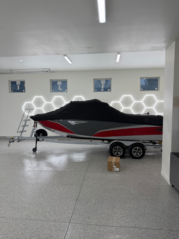 Utley Project-Multi-Gen Living and Expansive Garage