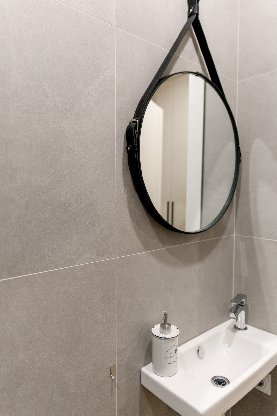 Реализация двухкомнатной квартиры в ЖК Русский Авангард