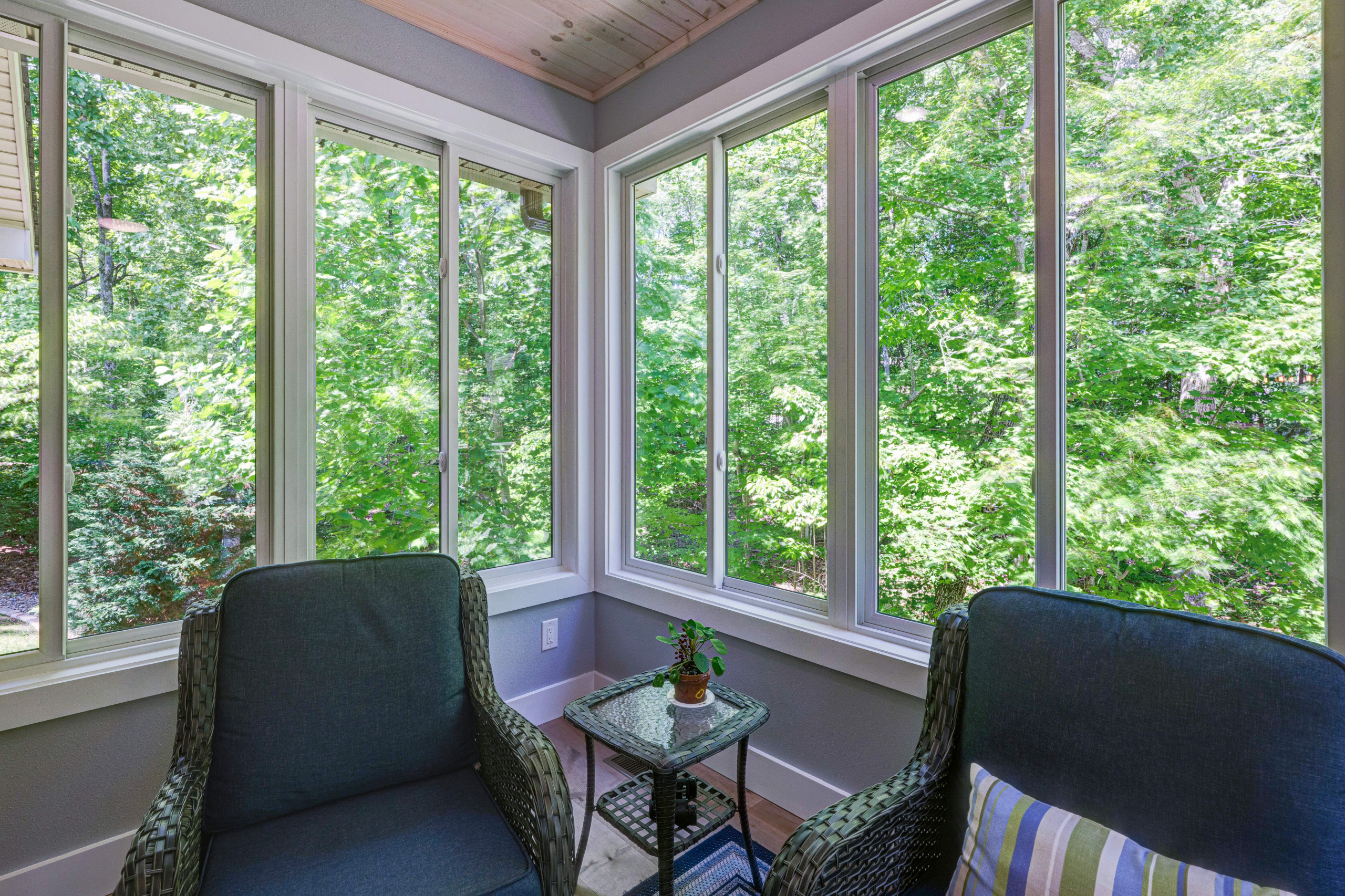 67 Cedar Ridge Court - Sunroom