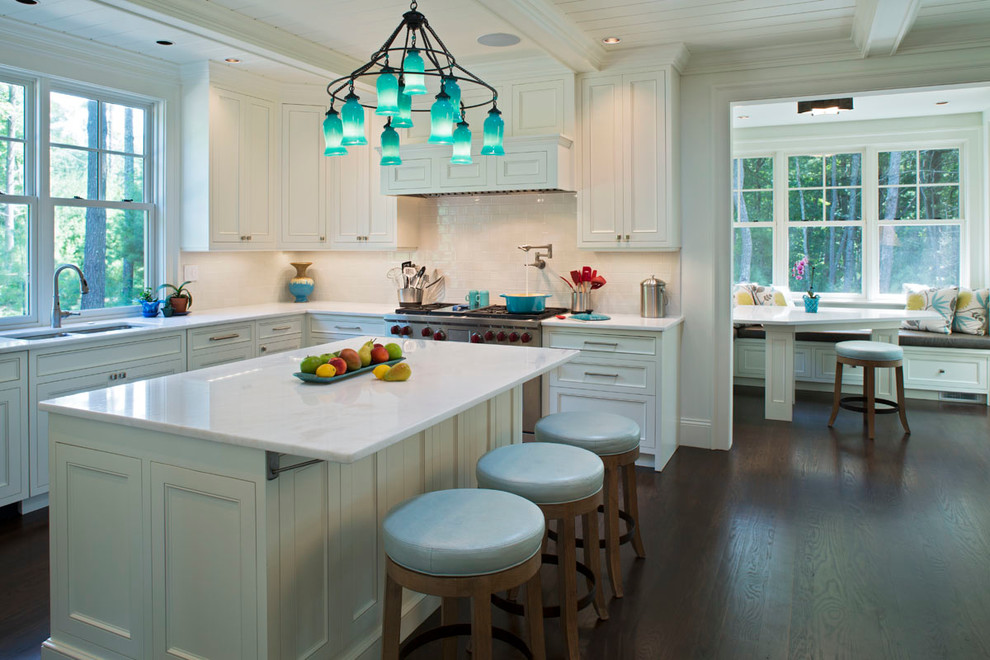 Kitchen - transitional kitchen idea