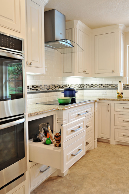 Kitchens transitional-kitchen