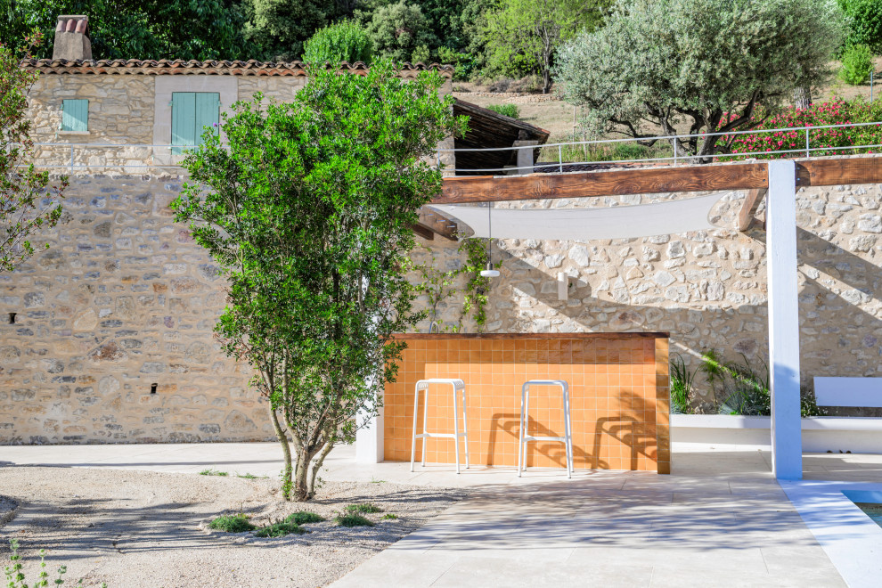 Tourtour - un  jardin dans le ciel