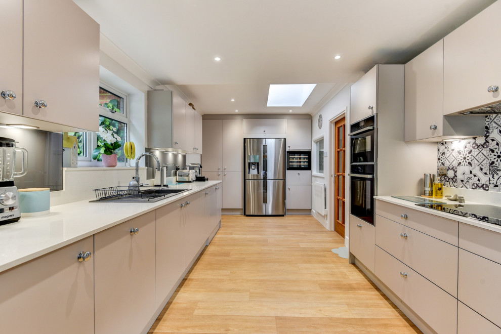 Light British Kitchen in Horsham, West Sussex - Contemporary - Kitchen ...