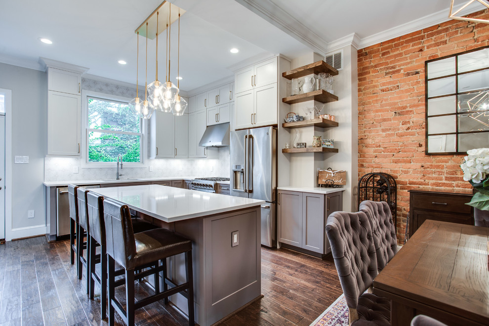 Example of a transitional kitchen design in DC Metro