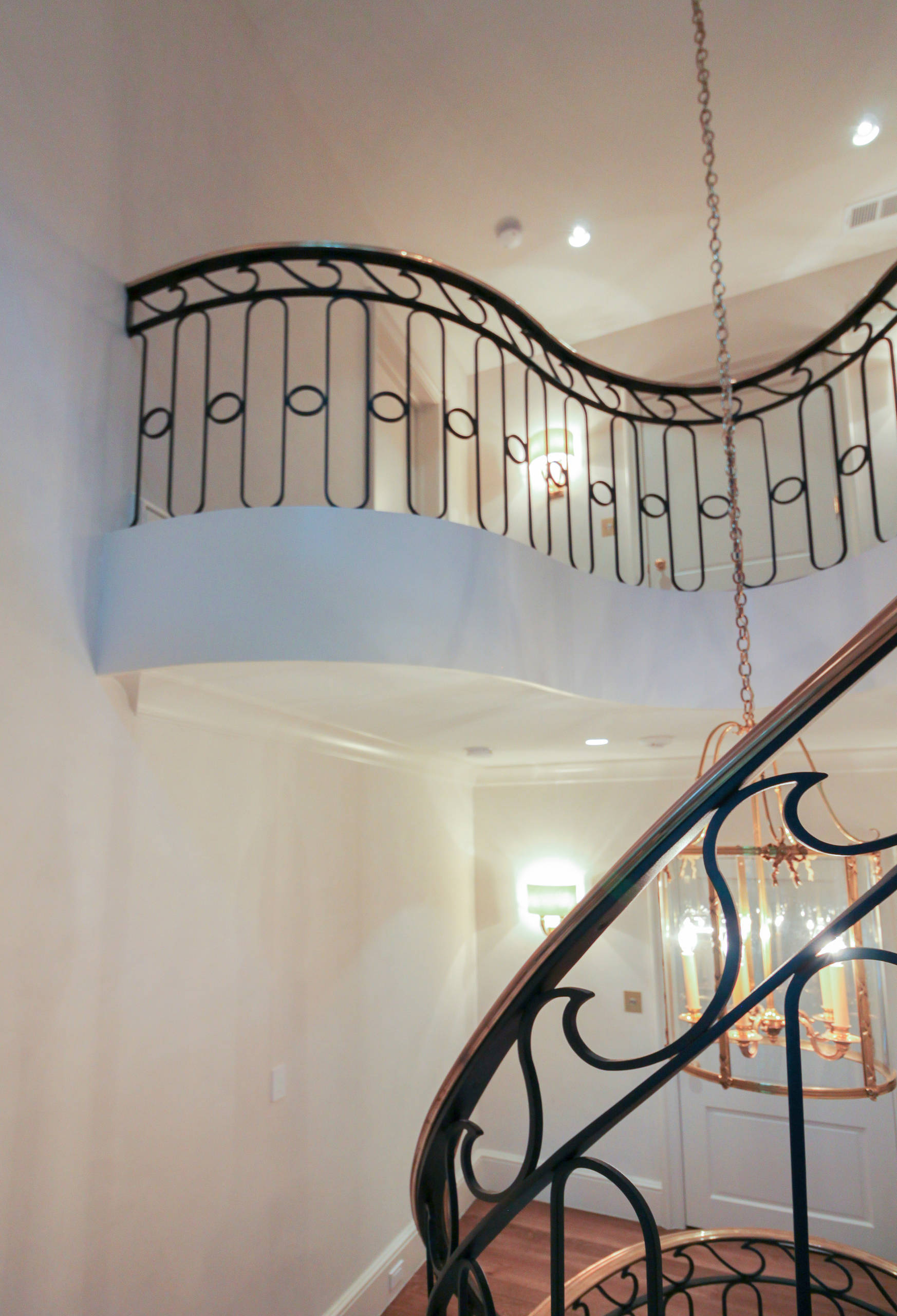 61_Sculptural/Elliptical Staircase in Washington, DC 20008
