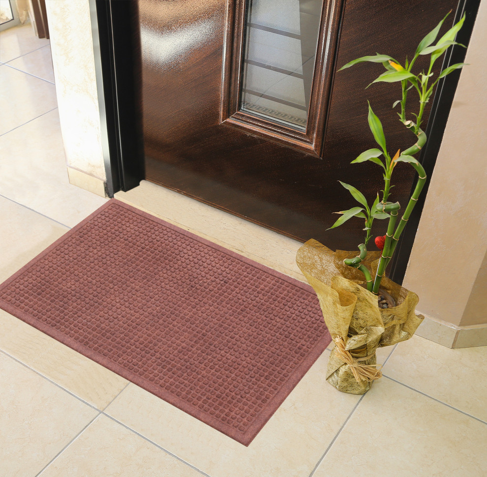 Polypropylene Dirt Cleaning and Water Absorbing Door Mats, 24"x36" Dark