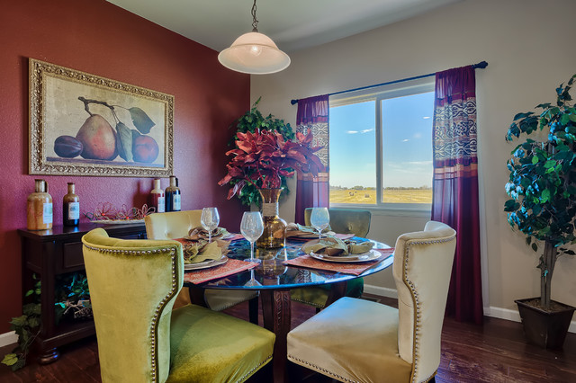 Windsor Ridge Homes clasico-comedor