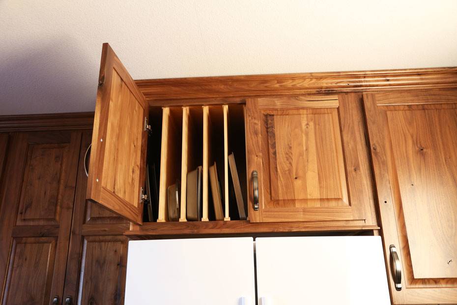 Inspiration for a rustic home design remodel in Cedar Rapids
