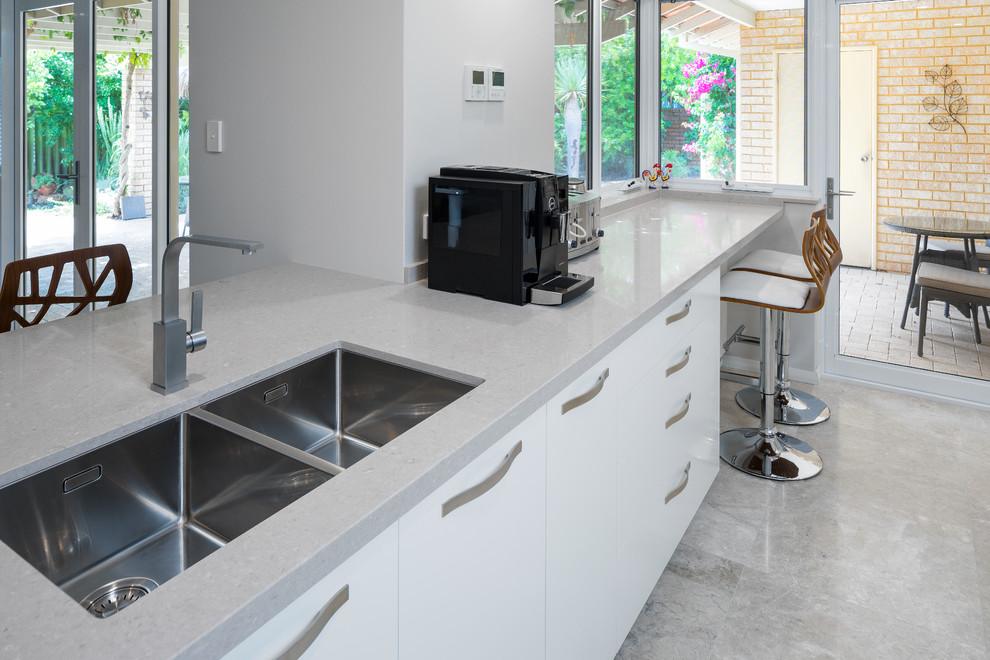 Attadale (MBJ16) - Modern - Kitchen - Perth - by Renovation Capital ...