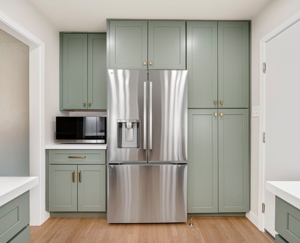 1950's Garden of the Gods Bungalow Remodel