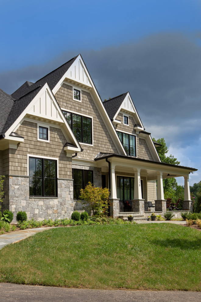 Inspiration for a craftsman home design remodel in DC Metro