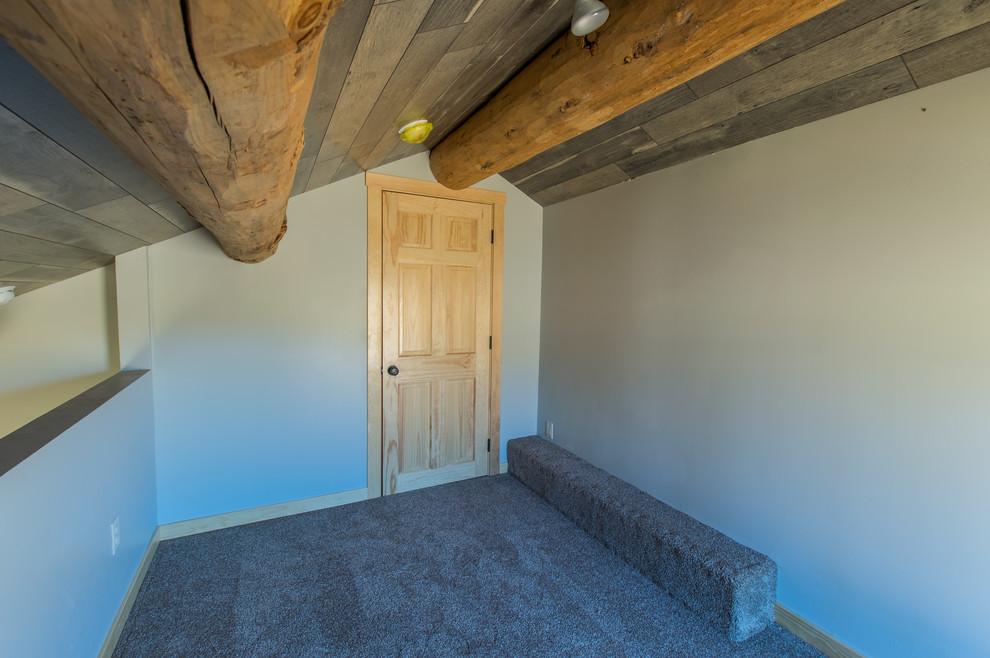 Inspiration for a rustic home design remodel in Denver