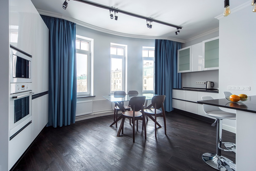 Три сестры: "Вода" ЖК Дом на Ждановской