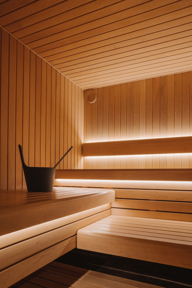 Подвесные полки из ольхи.