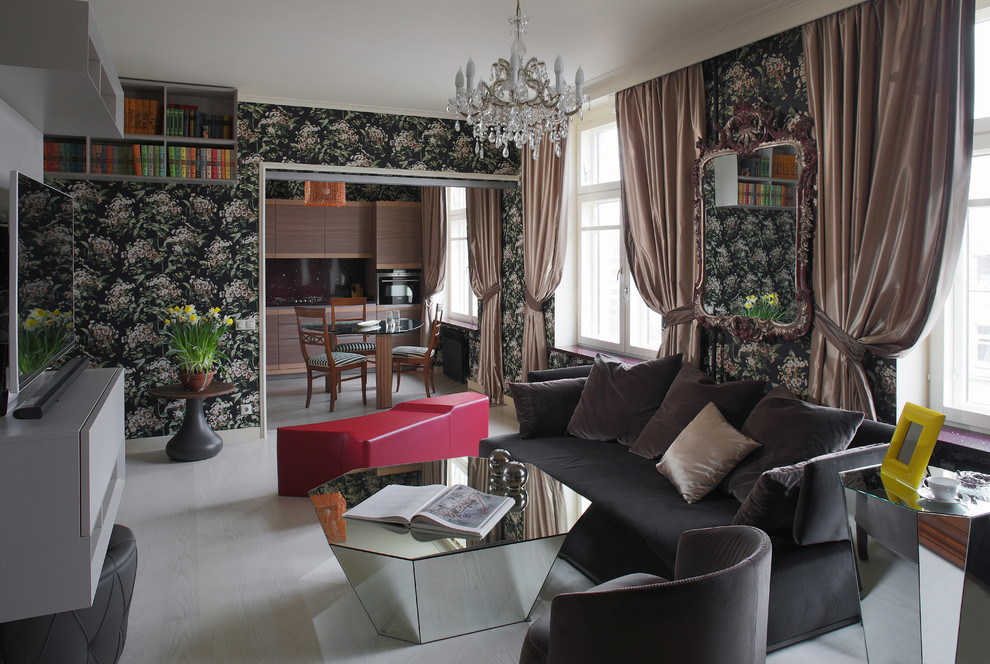 Вокруг старого буфета