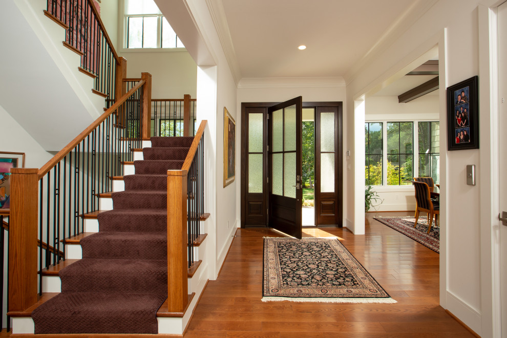 Inspiration for a craftsman home design remodel in DC Metro