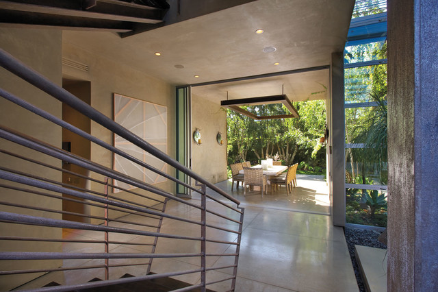 Smithcliffs modern-patio