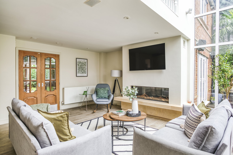 Staged to Sell - Part Furnished - Project Dovestone Gardens
