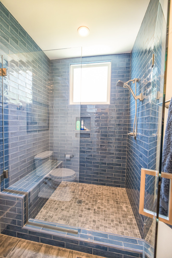 Home design - transitional home design idea