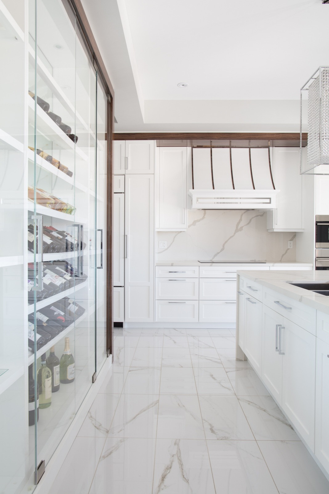 Кухня МДФ белая эмаль Сочи