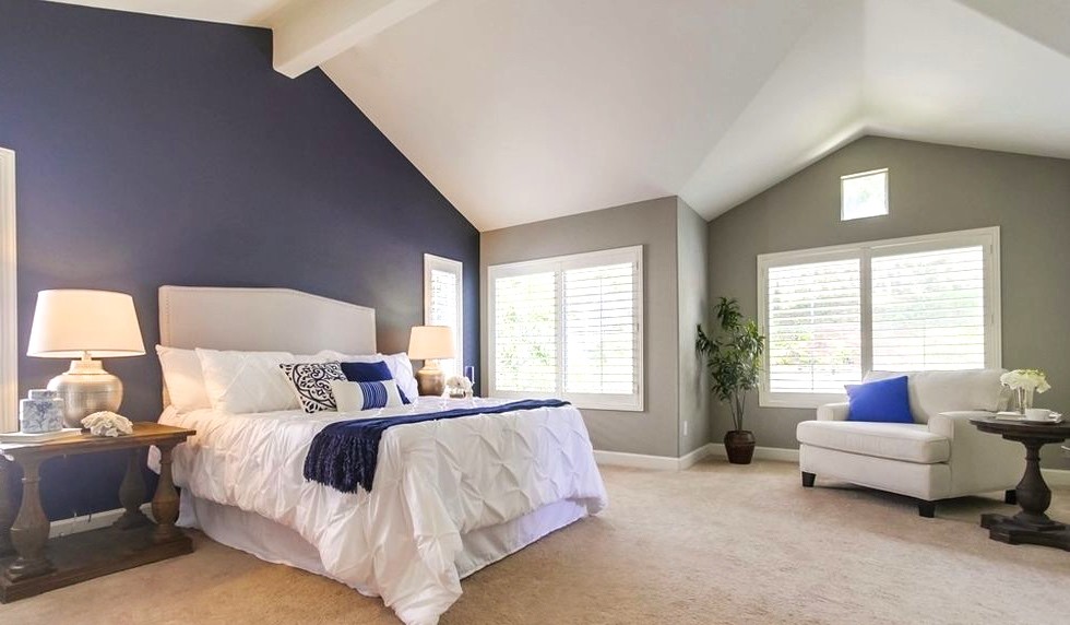 Carlsbad CA home staging - transitional beauty