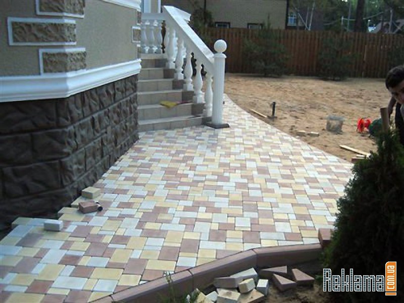 Брусчатка,мощение.