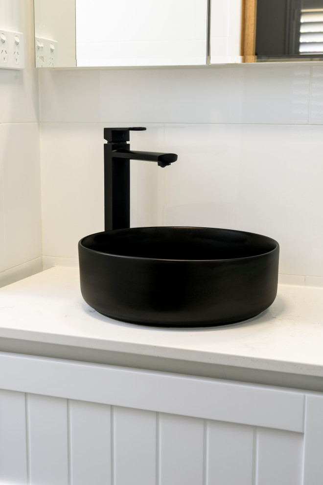 Vanity small bathroom