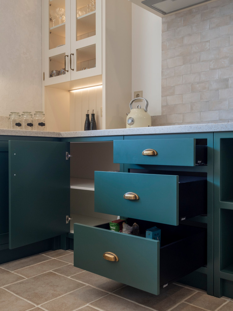 Элегантная кухня в неоклассическом стиле