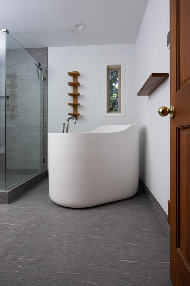 North Seattle | Modern Japanese Style Bathroom