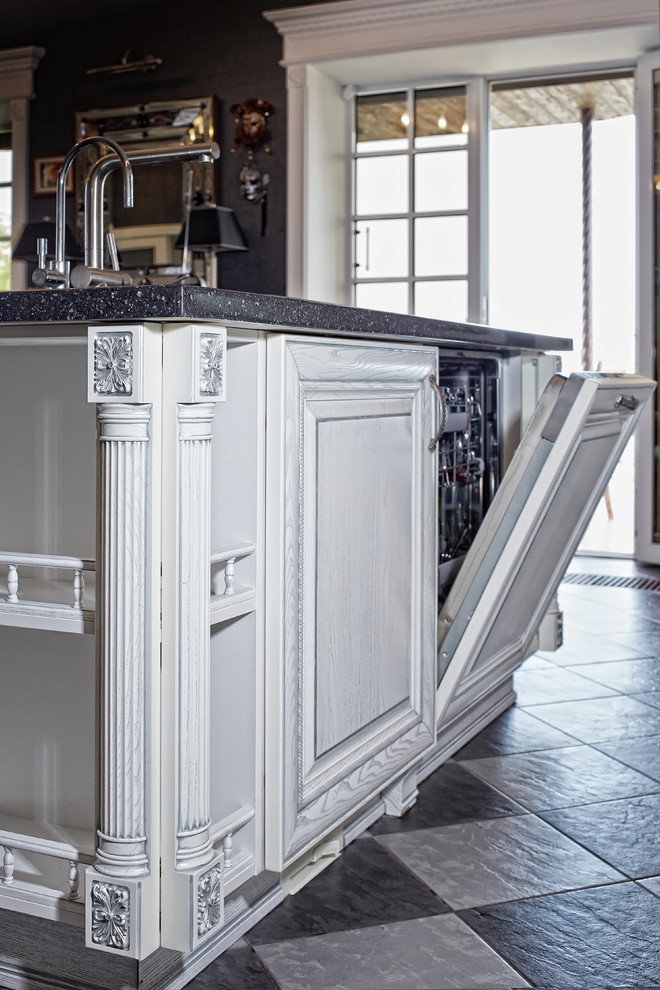 Дом на Соленом озере