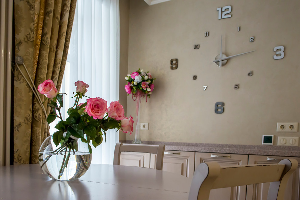 Двухкомнатная квартира в классическом стиле.