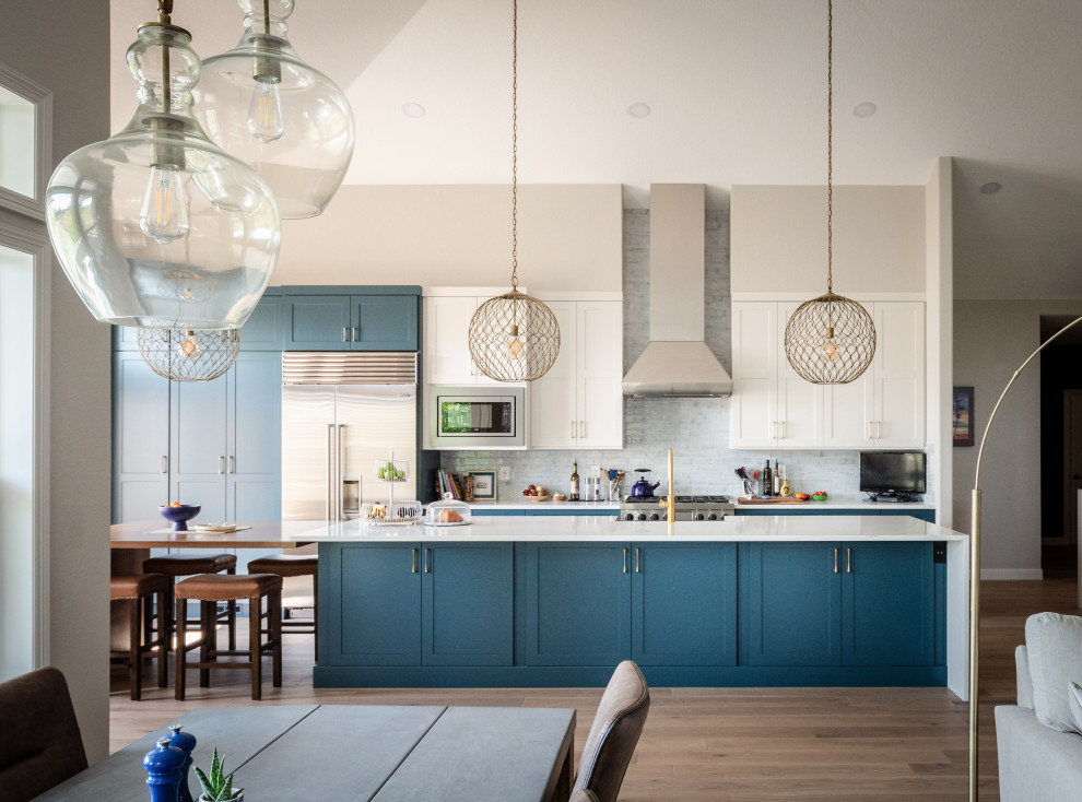 Kitchen - kitchen idea in Denver